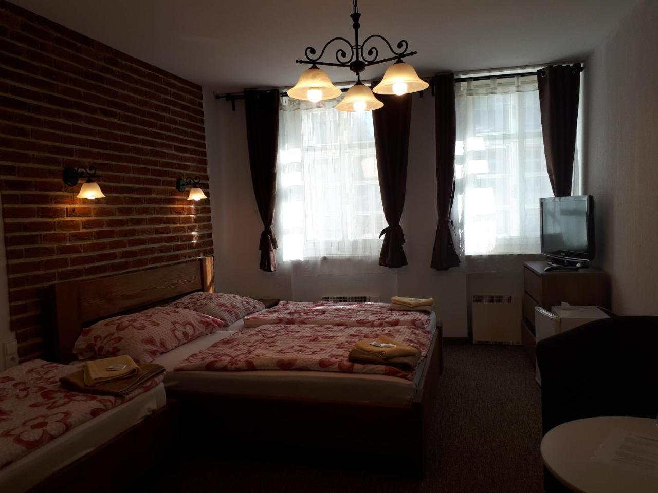 Penzion - Restaurant U Zamku Bečov nad Teplou 外观 照片