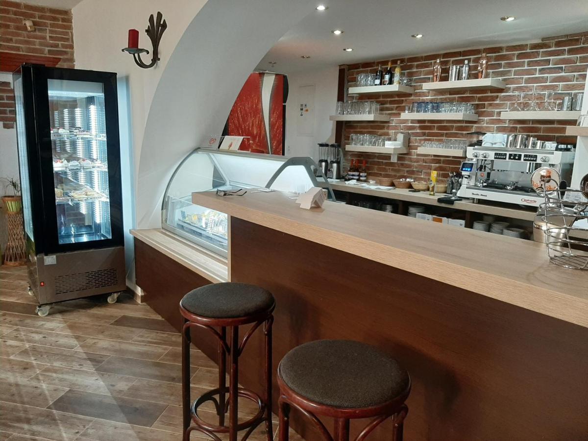 Penzion - Restaurant U Zamku Bečov nad Teplou 外观 照片