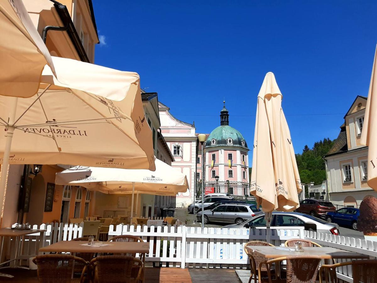 Penzion - Restaurant U Zamku Bečov nad Teplou 外观 照片
